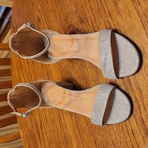 Top Moda Women's Silver Glitter Formal Chunky Heel Shoes Size 7